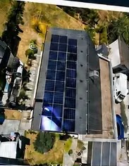 Fotovoltická elektráreň na streche budovy – realizácia FT Elektrik